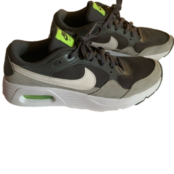 Nike Airmax Dark Gray, Green & White with Light Gray Suede Size 4Y - Picture 1 of 11